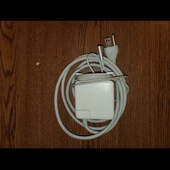 Apple macbook chargers - Picture 4 of 7